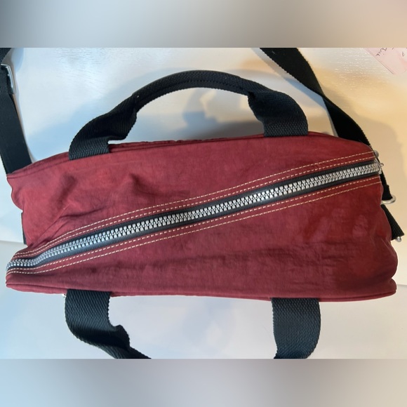 Kipling Bags Kipling Travel Bag Carry On Beautiful Condition